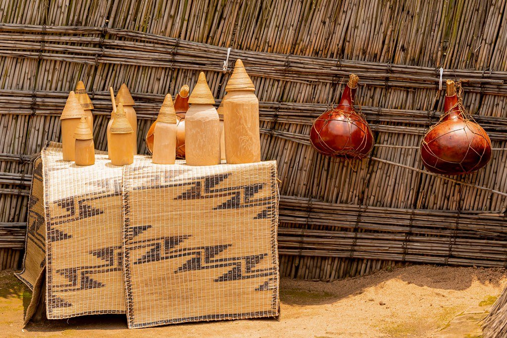 Traditional crafts at the Nyanza King's Palace